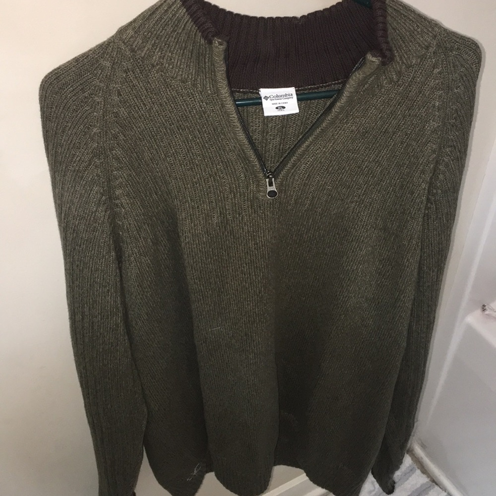 Vintage Columbia pullover sweater